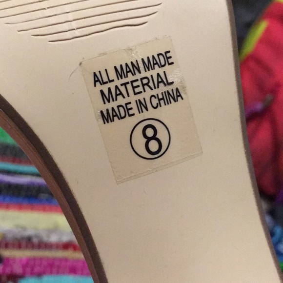 Heels - Picture 3 of 4